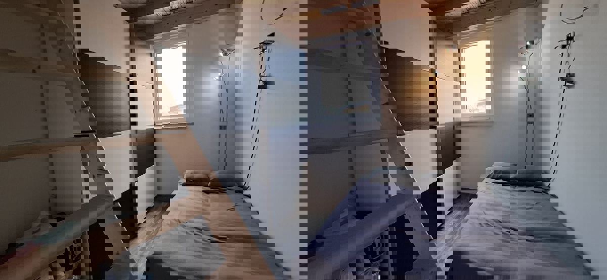 FUNTANA - MODERNO APPARTAMENTO CON GIARDINO IN VENDITA VICINO AL MARE