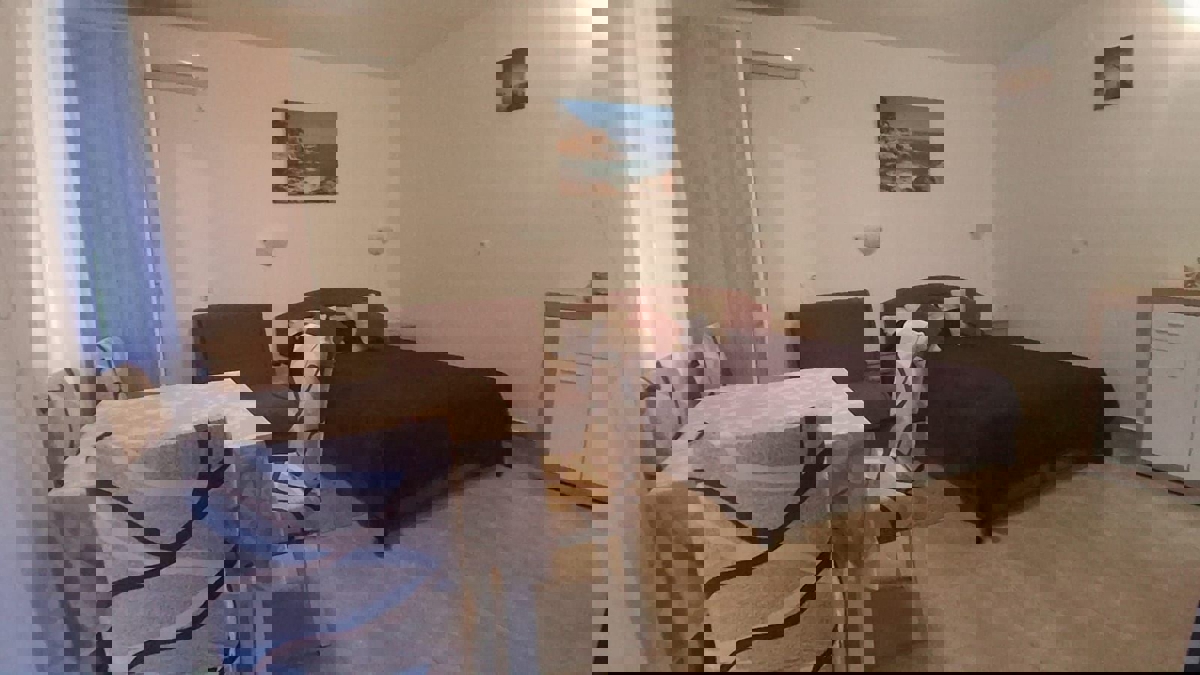 ČERVAR PORAT APPARTAMENTO RISTRUTTURATO IN VENDITA, 1° PIANO