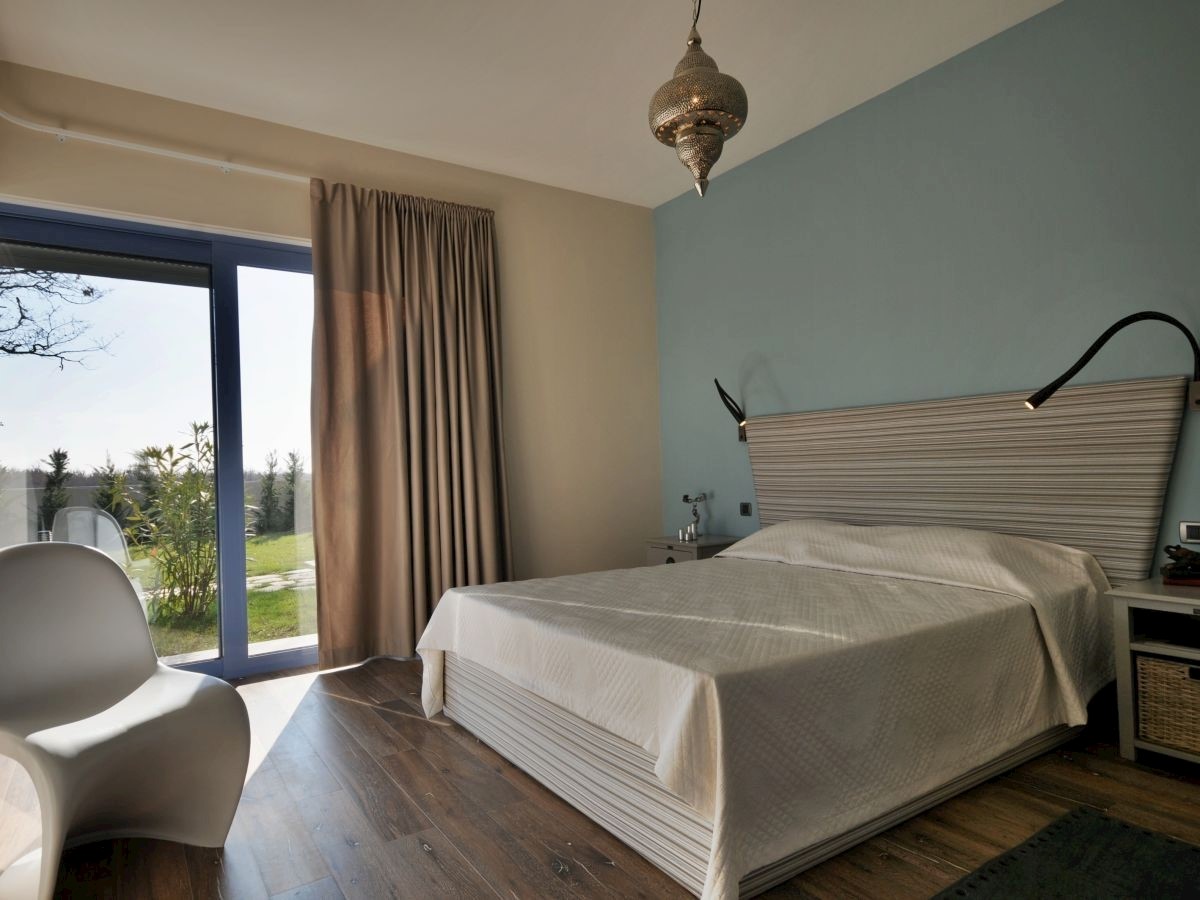 LOVREC-STUPENDA VILLA IN VENDITA