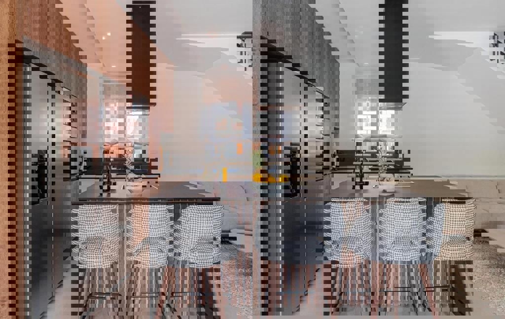 PARENZO 2 KM-VILLA DI LUSSO CON PISCINA IN VENDITA