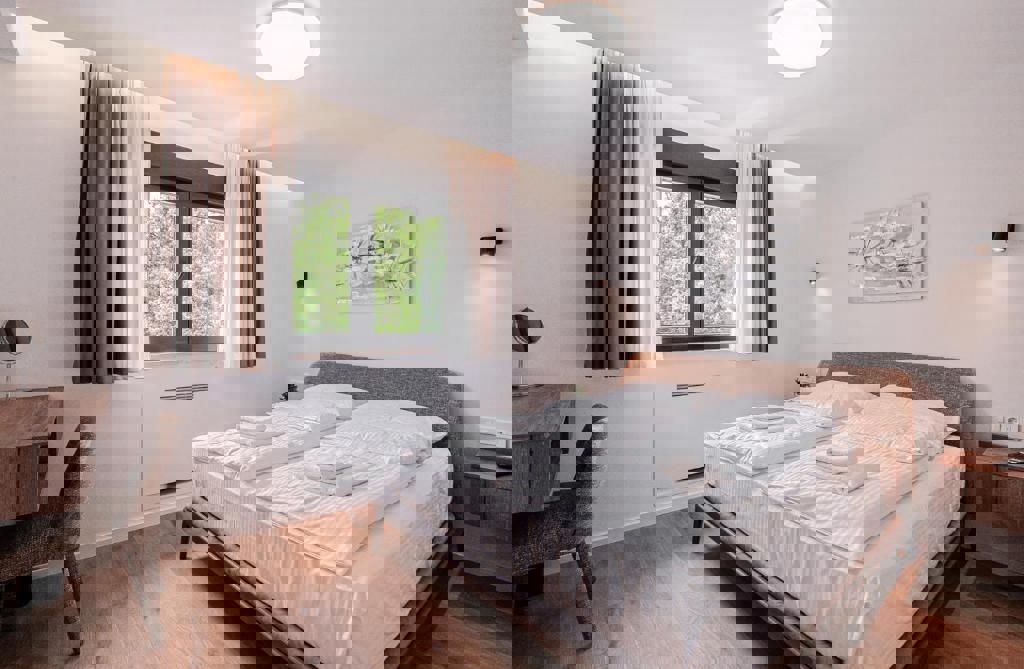 PARENZO 2 KM-VILLA DI LUSSO CON PISCINA IN VENDITA