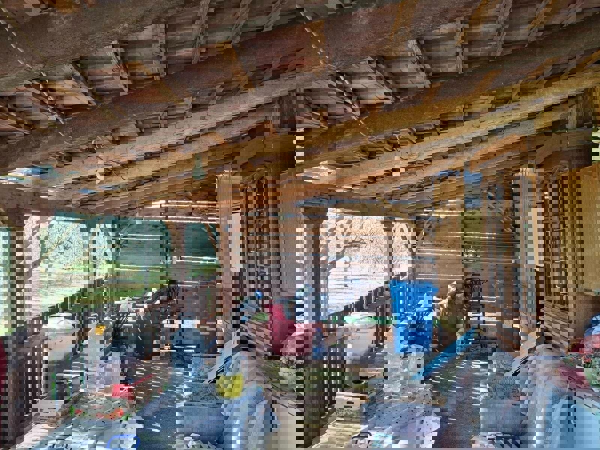 PARENZO-CASA PER IL WEEKEND VICINO A POREČ IN VENDITA