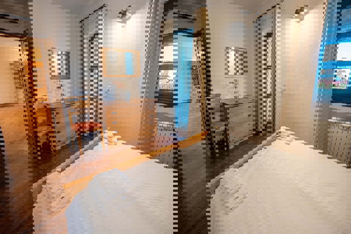 ESCLUSIVA - SVETI LOVREC - HERAKI - CASA IN PIETRA CON PISCINA IN VENDITA