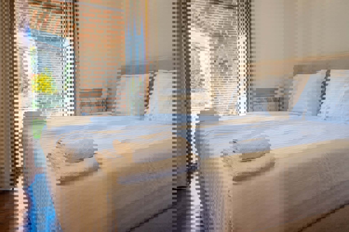 ESCLUSIVA - SVETI LOVREC - HERAKI - CASA IN PIETRA CON PISCINA IN VENDITA