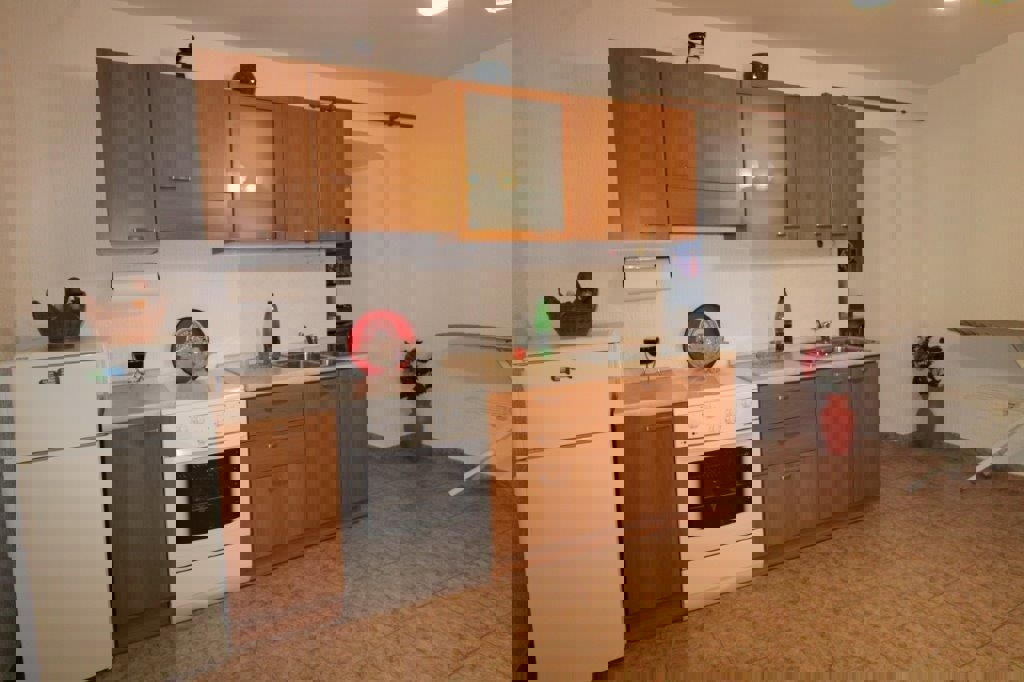 PARENZO-TENUTA IN PIETRA  VICINO A PARENZO E AL MARE