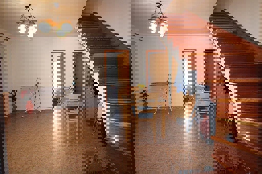 PARENZO-TENUTA IN PIETRA  VICINO A PARENZO E AL MARE