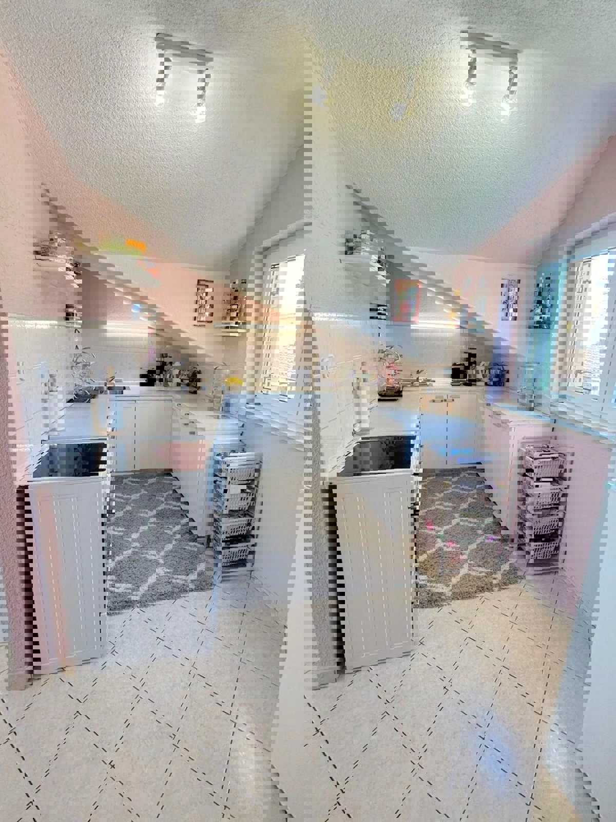 VABRIGA-VENDESI APPARTAMENTO CON VISTA MARE APERTA