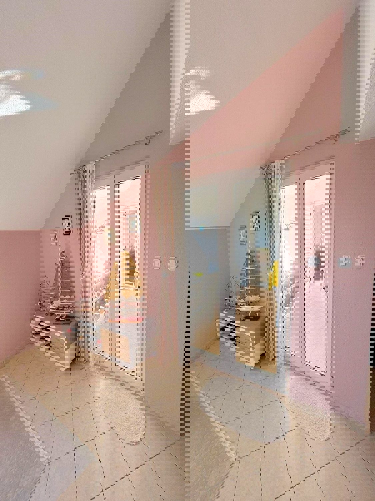 VABRIGA-VENDESI APPARTAMENTO CON VISTA MARE APERTA