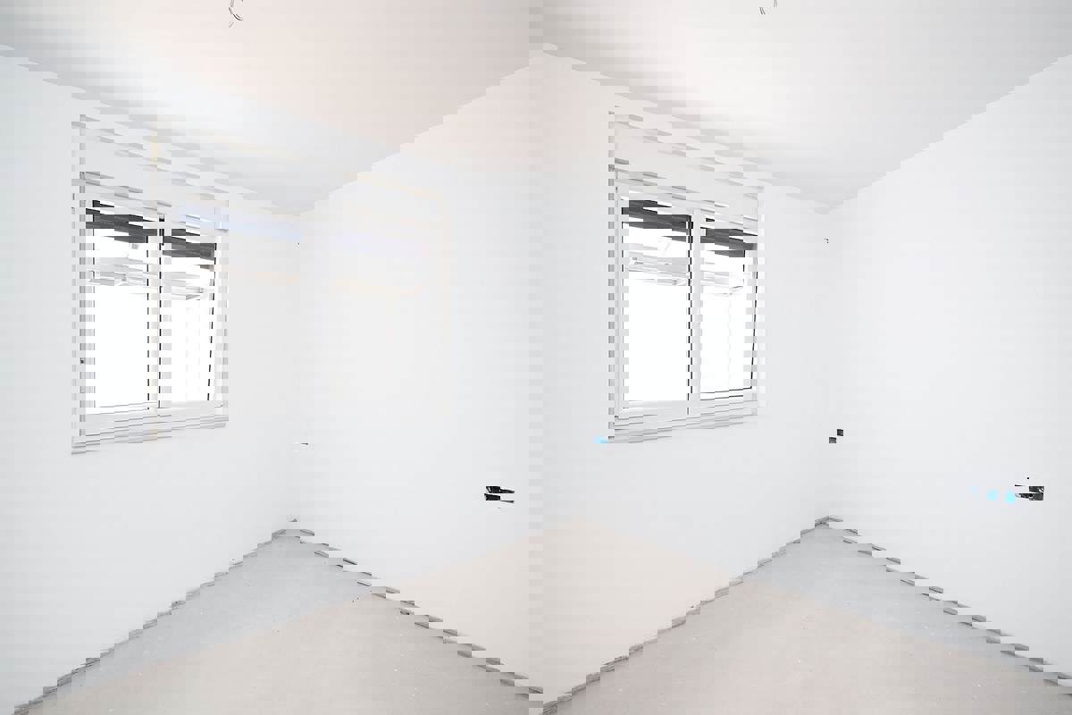 POREČ-APPARTAMENTI IN COSTRUZIONE CON ASCENSORE  VENDESI