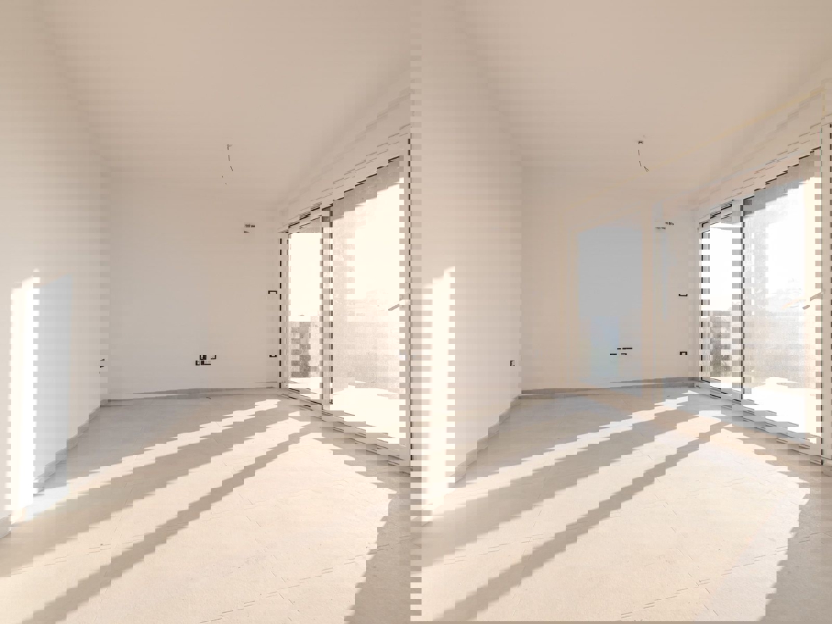 POREČ-APPARTAMENTI IN COSTRUZIONE CON ASCENSORE  VENDESI