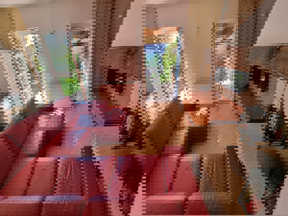  PARENZO D INTORNI  - VILLA MEDITERRANEA CON PISCINA A 1 KM DALLA SPIAGGIA