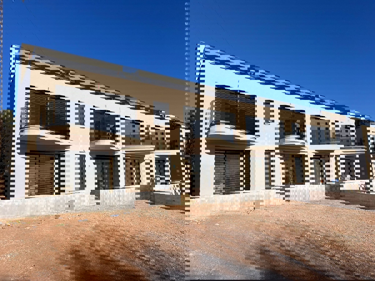 TAR-VABRIGA- VENDESI APPARTAMENTO CON TERRAZZO IN NUOVA COSTRUZIONE