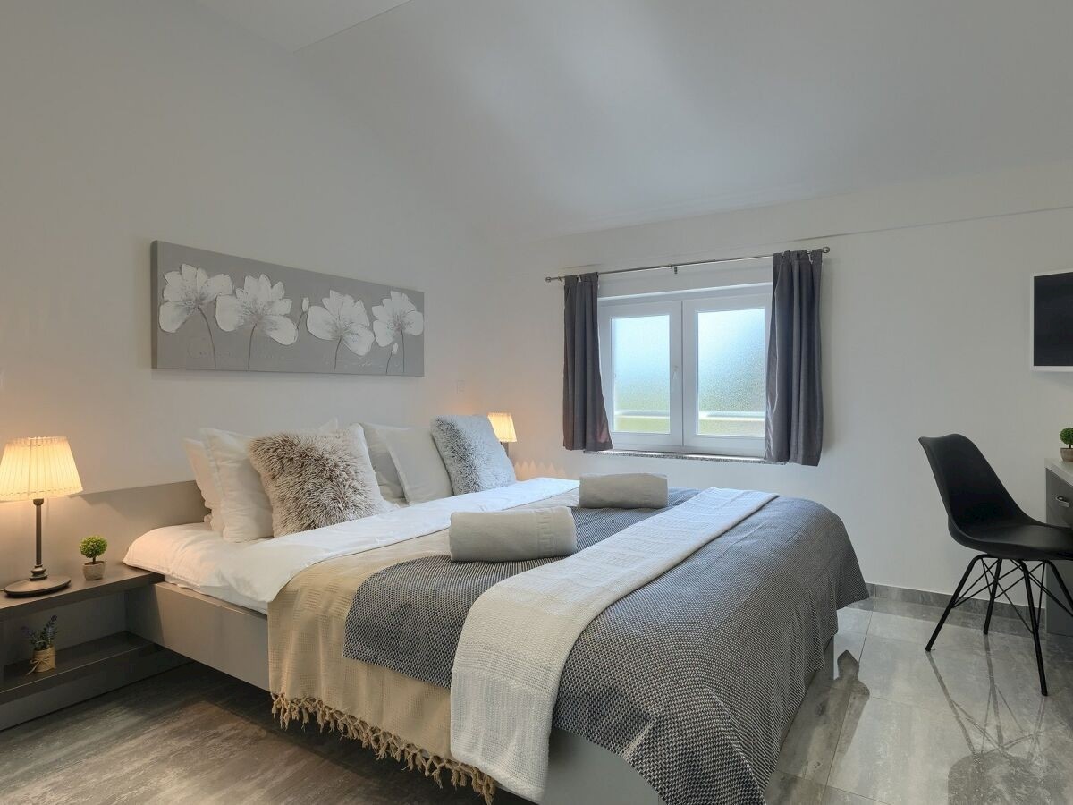 POREČ-VILLA CON PISCINA IN VENDITA