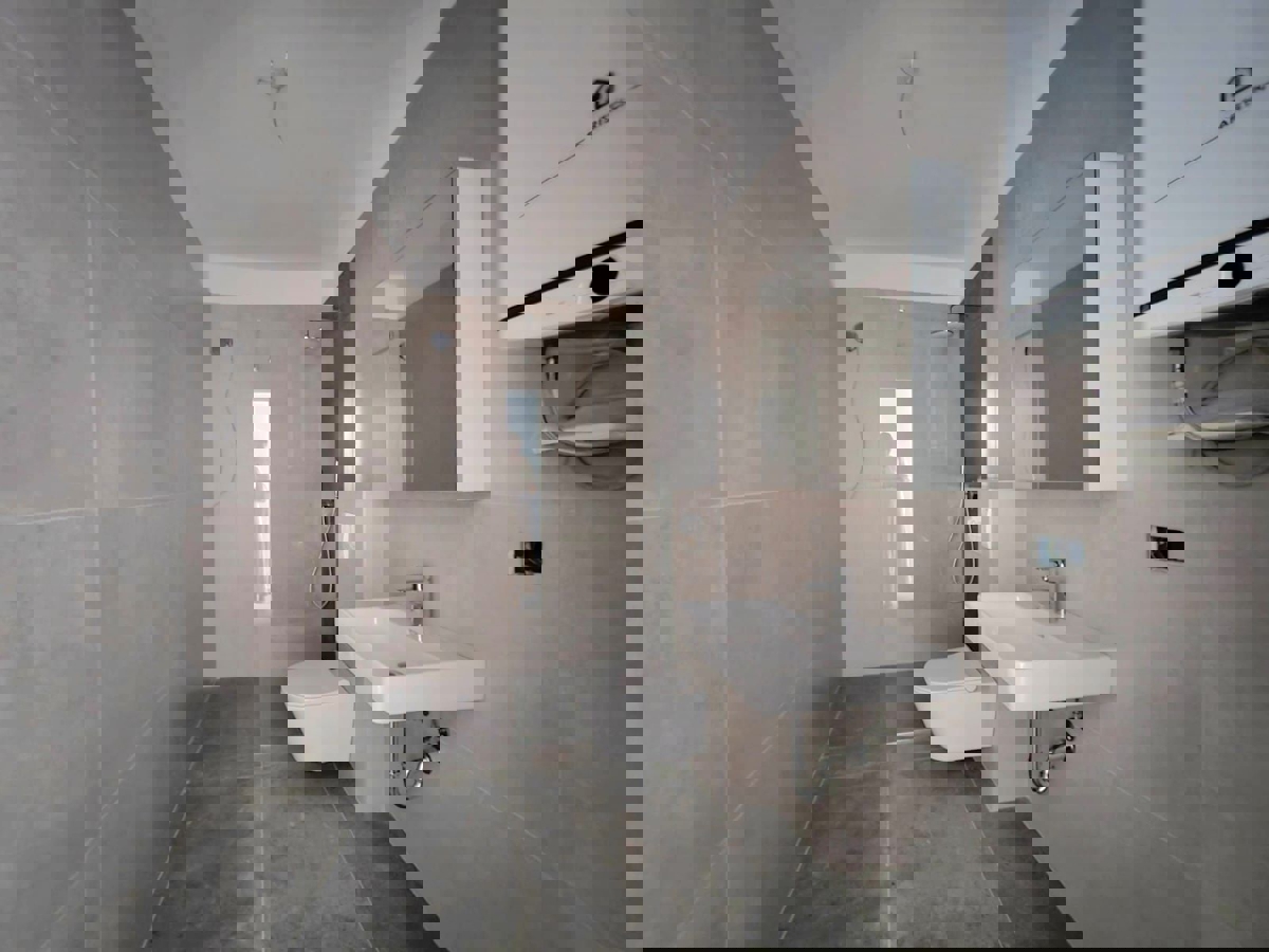 TAR - APPARTAMENTO IN NUOVA COSTRUZIONE AL PRIMO PIANO, 2 CAMERE