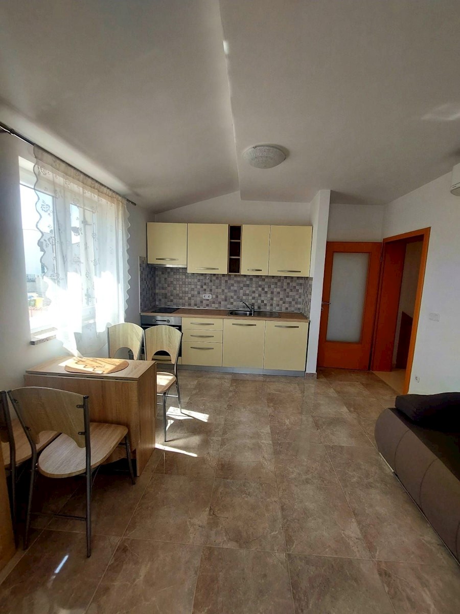 TORRE-VENDESI 2 APP DI 50 M2 PER 235000 EURO