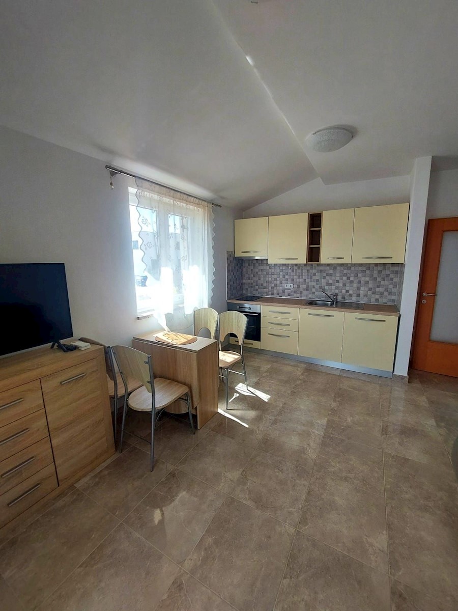 TORRE-VENDESI 2 APP DI 50 M2 PER 235000 EURO