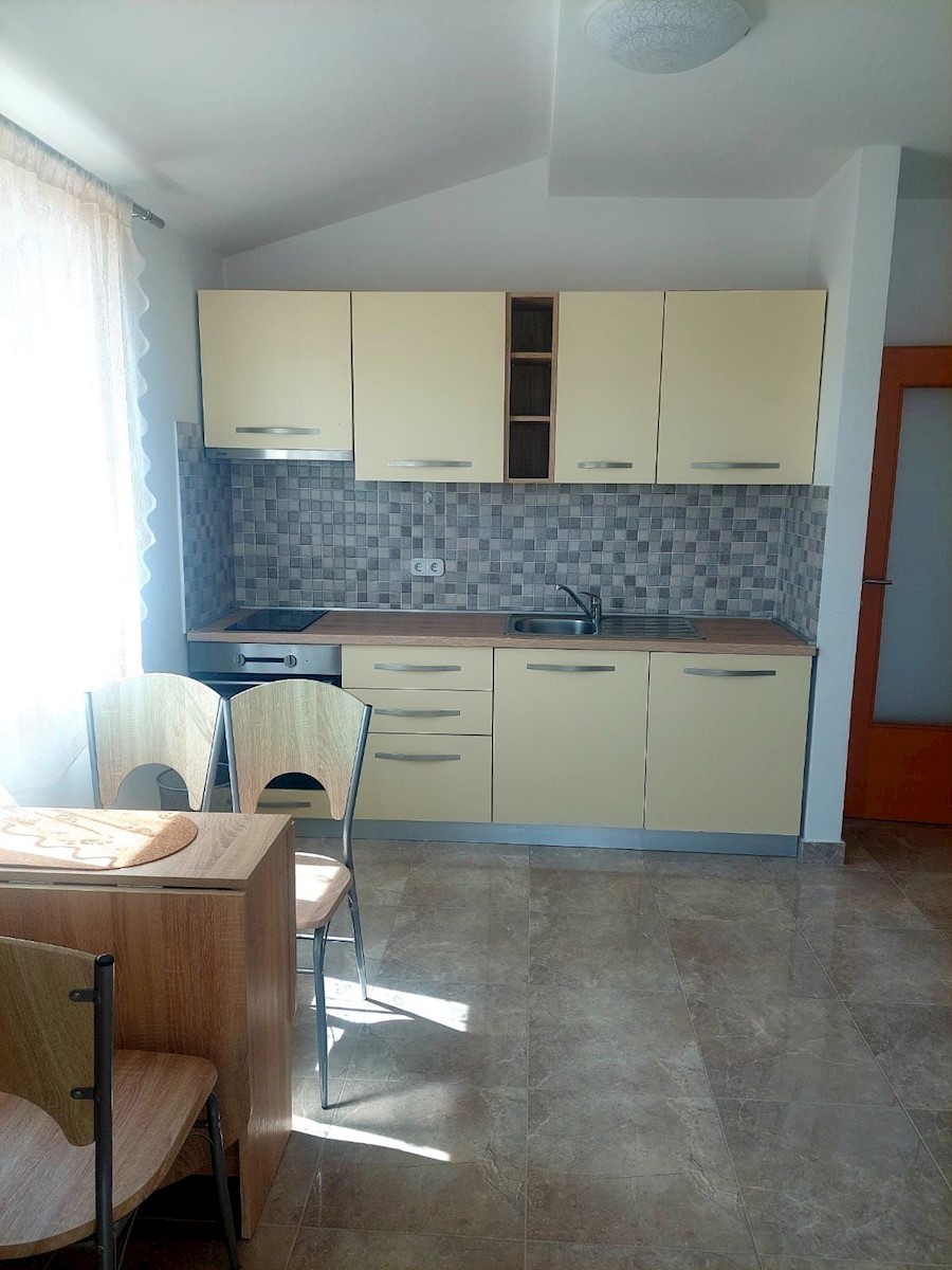 TORRE-VENDESI 2 APP DI 50 M2 PER 235000 EURO