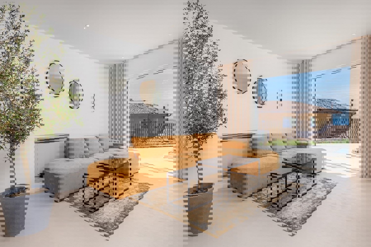 MOŠĆENIČKA DRAGA - VILLA IN POSIZIONE UNICA IN VENDITA