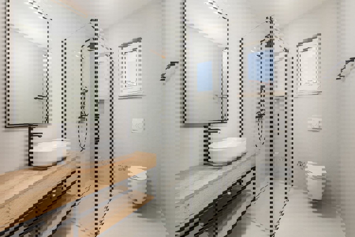 MOŠĆENIČKA DRAGA - VILLA IN POSIZIONE UNICA IN VENDITA