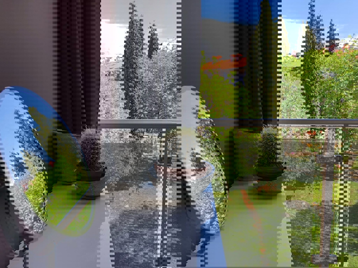 ČERVAR-PORAT APPARTAMENTO RISTRUTTURATO IN VENDITA 