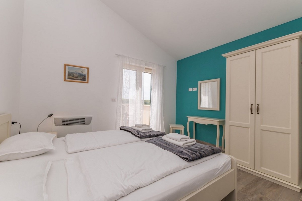 DINTORNI PARENZO - CASA MEDITERRANEA CON PISCINA IN VENDITA