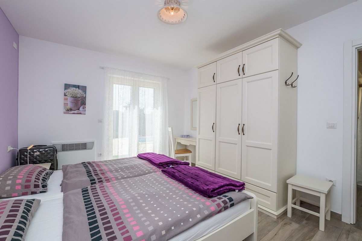 DINTORNI PARENZO - CASA MEDITERRANEA CON PISCINA IN VENDITA