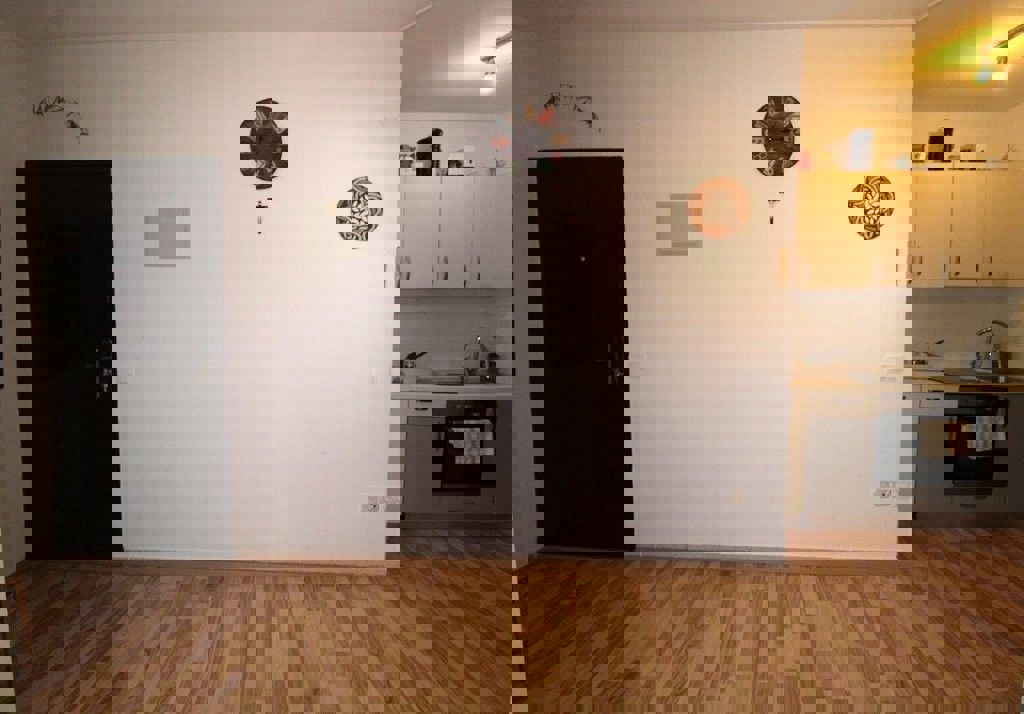 PARENZO 2 KM - APPARTAMENTO AL PIANO TERRA IN VENDITA