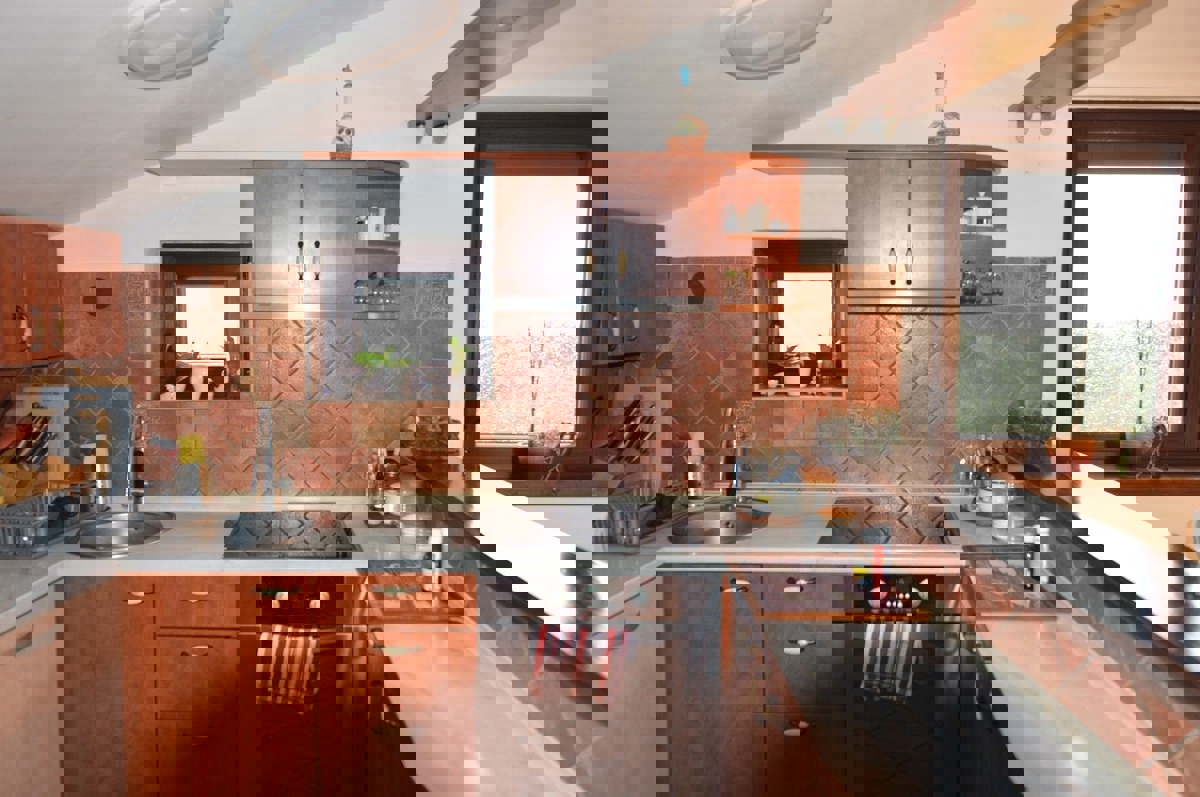  PARENZO - APPARTAMENTO MANSARDATO 126 M2 IN VENDITA