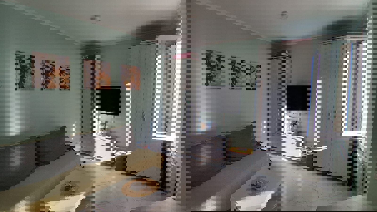 ČERVAR PORAT-APPARTAMENTO AL 1. PIANO IN VENDITA