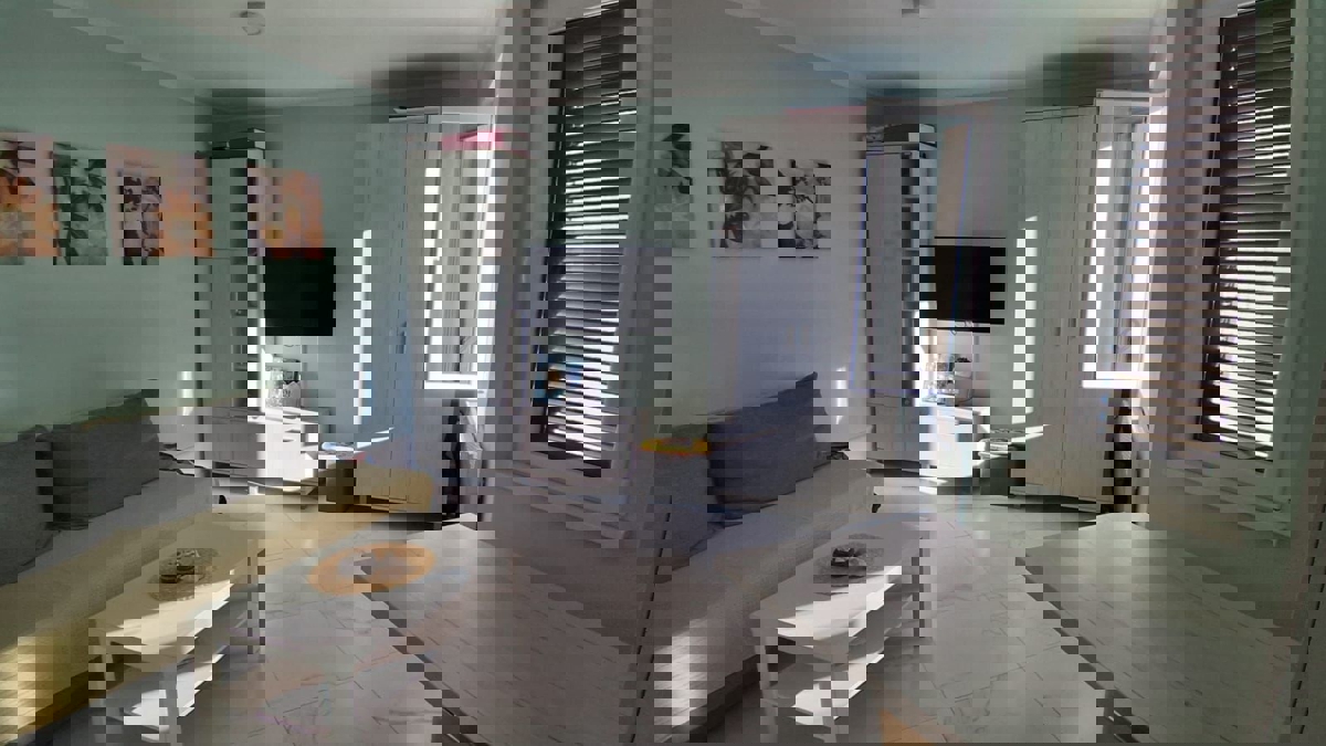 ČERVAR PORAT-APPARTAMENTO AL 1. PIANO IN VENDITA