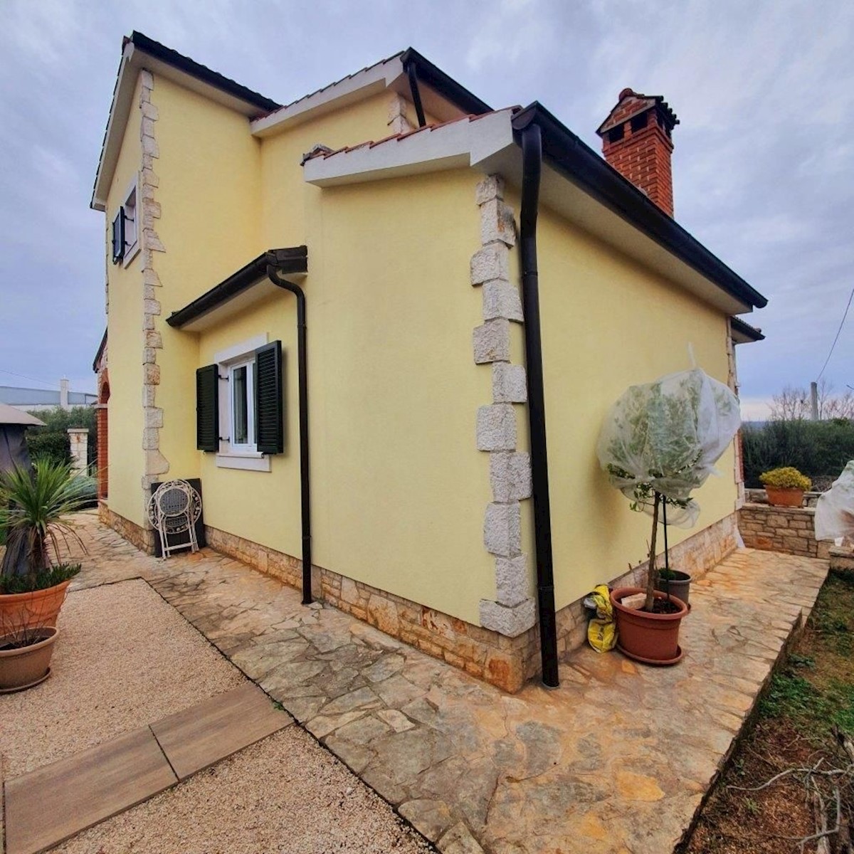 POREČ - CASA INDIPENDENTE CON VISTA MARE IN VENDITA