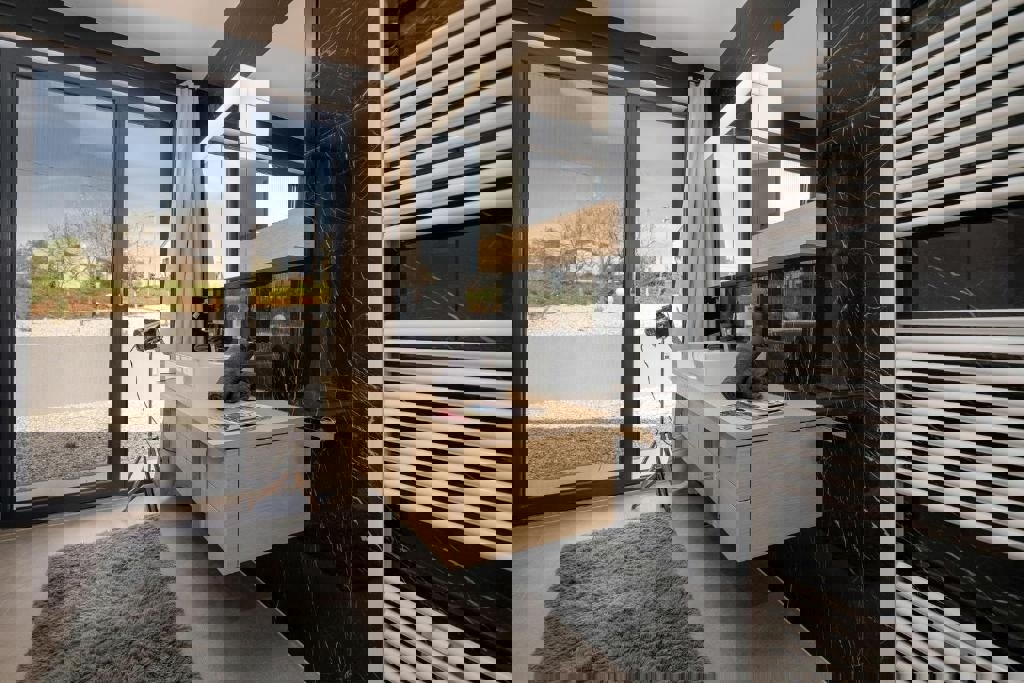 PARENZO-VILLA DI LUSSO SU UN AMPIO GIARDINO