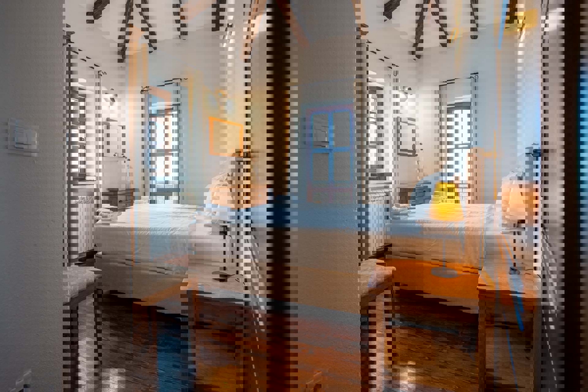 SAN LOVREC HERAKI - VILLA RUSTICA IN VENDITA