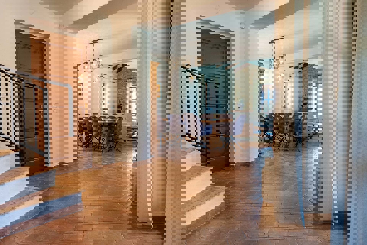 SAN LOVREC HERAKI - VILLA RUSTICA IN VENDITA