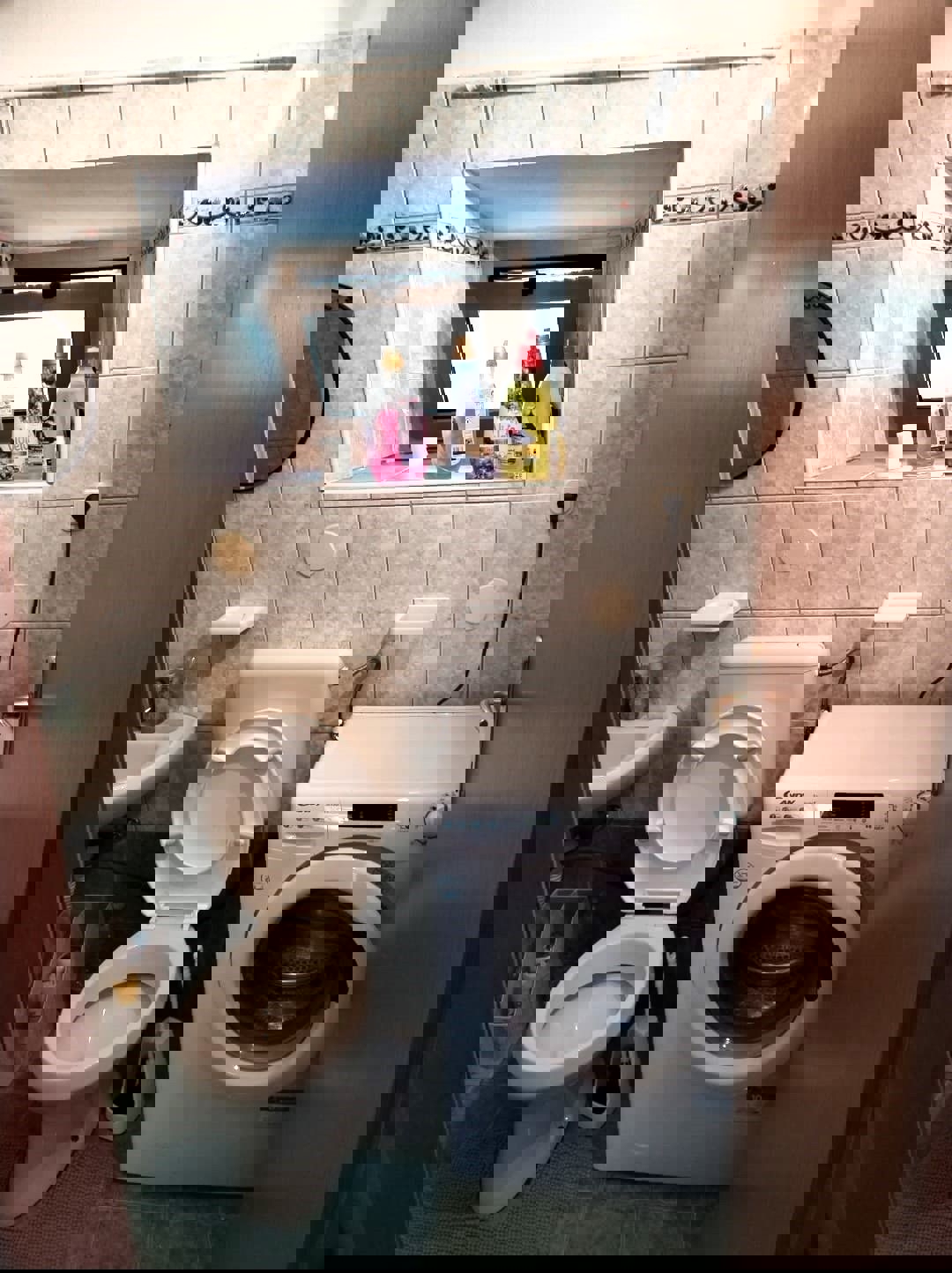 DINTORNI DI PARENZO - CASA IN PIETRA CON 2 APPARTAMENTI IN VENDITA