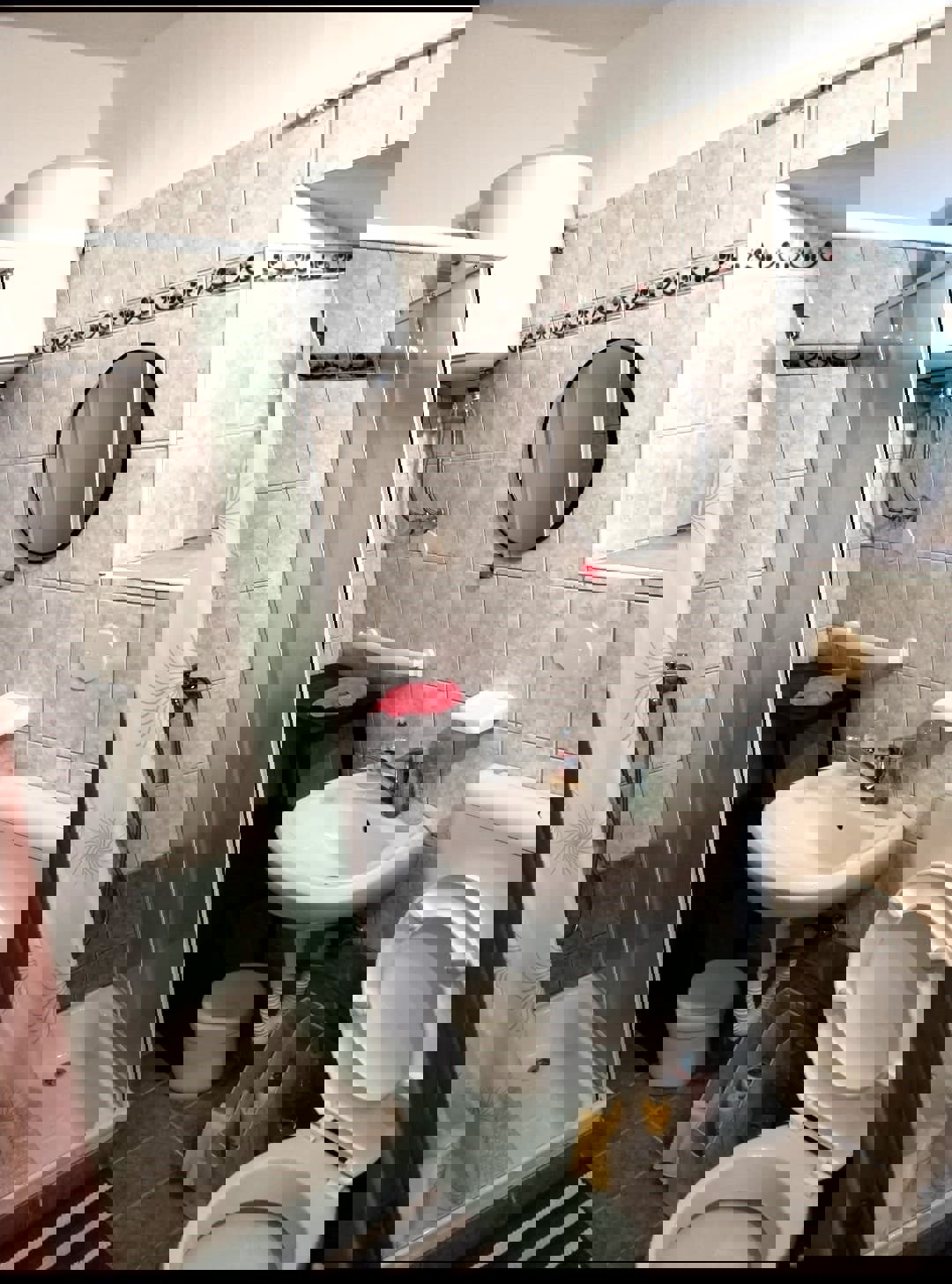 DINTORNI DI PARENZO - CASA IN PIETRA CON 2 APPARTAMENTI IN VENDITA