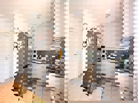 TAR-APPARTAMENTO PIANO TERRA CON GIARDINO IN VENDITA