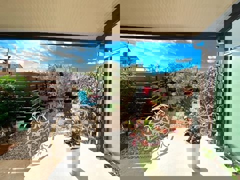 TAR-APPARTAMENTO PIANO TERRA CON GIARDINO IN VENDITA