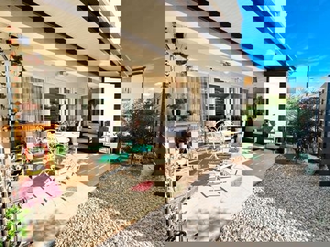 TAR-APPARTAMENTO PIANO TERRA CON GIARDINO IN VENDITA