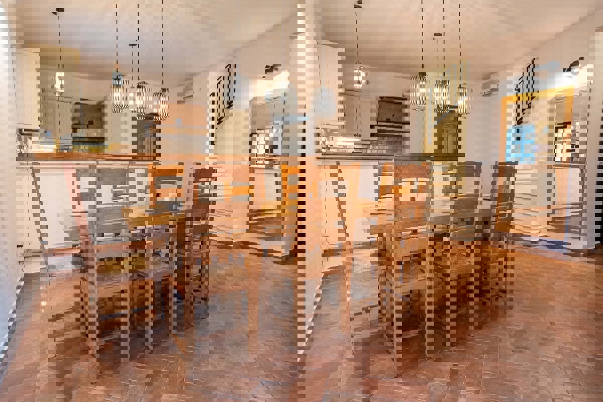 ESCLUSIVA-VILLA RUSTICA IN VENDITA-SVETI LOVREC-HERAKI