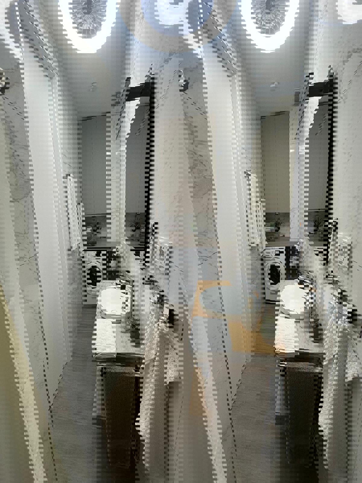 PARENZO - APPARTAMENTO MODERNO CON TERRAZZA SUL TETTO IN VENDITA