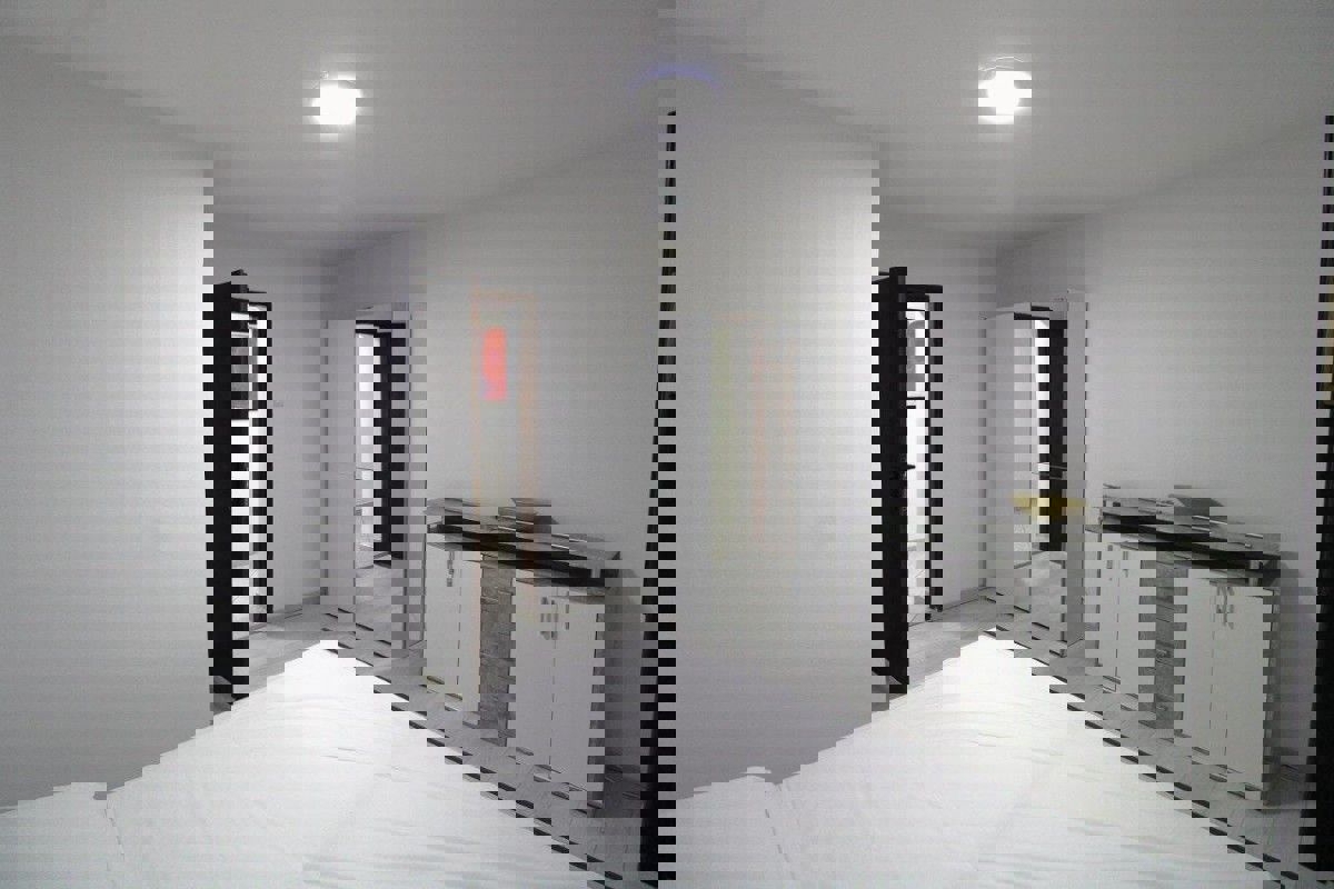 PARENZO - OCCASIONE - DUE APPARTAMENTI IN UNO