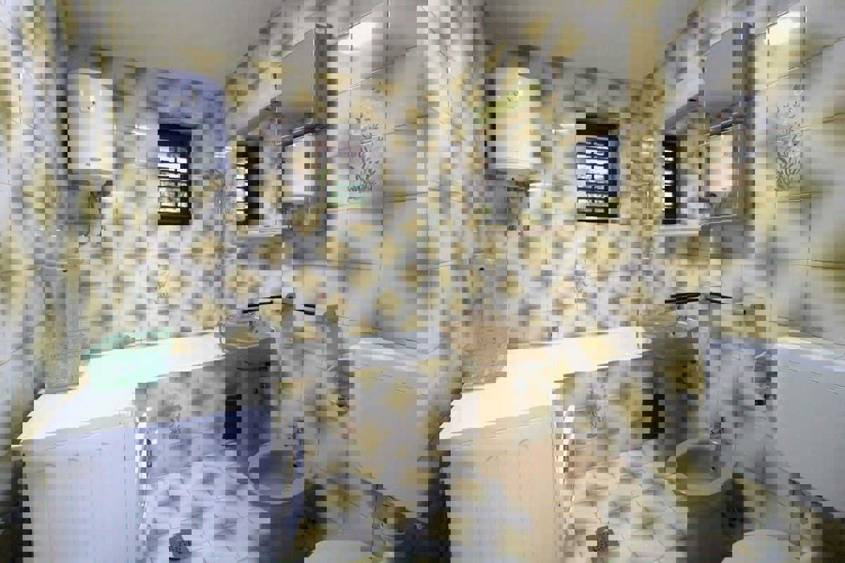 PARENZO - OCCASIONE - DUE APPARTAMENTI IN UNO