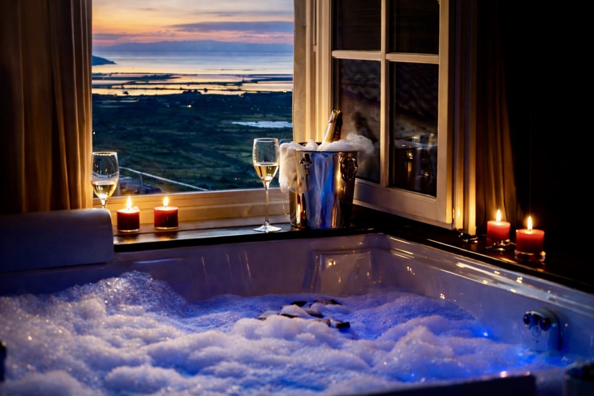 CASTELLO STORICO IN POSIZIONE DOMINANTE CON VISTA MARE BUIE, ISTRIA, CROAZIA