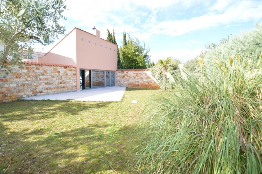 Casa a Umago vicino al mare, Istria