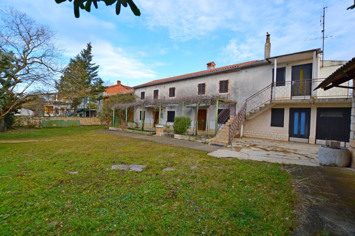 Vecchia casa istriana vicino a Buie