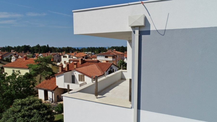 Attico con una terrazza sul tetto di 51.59 m2, Novigrad, Istria