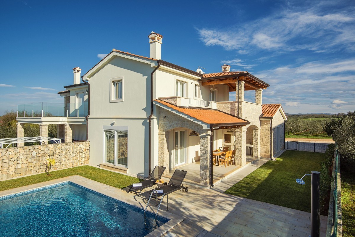 Bellissima casa con piscina, vista mare, Novigrad, Istria, Croazia