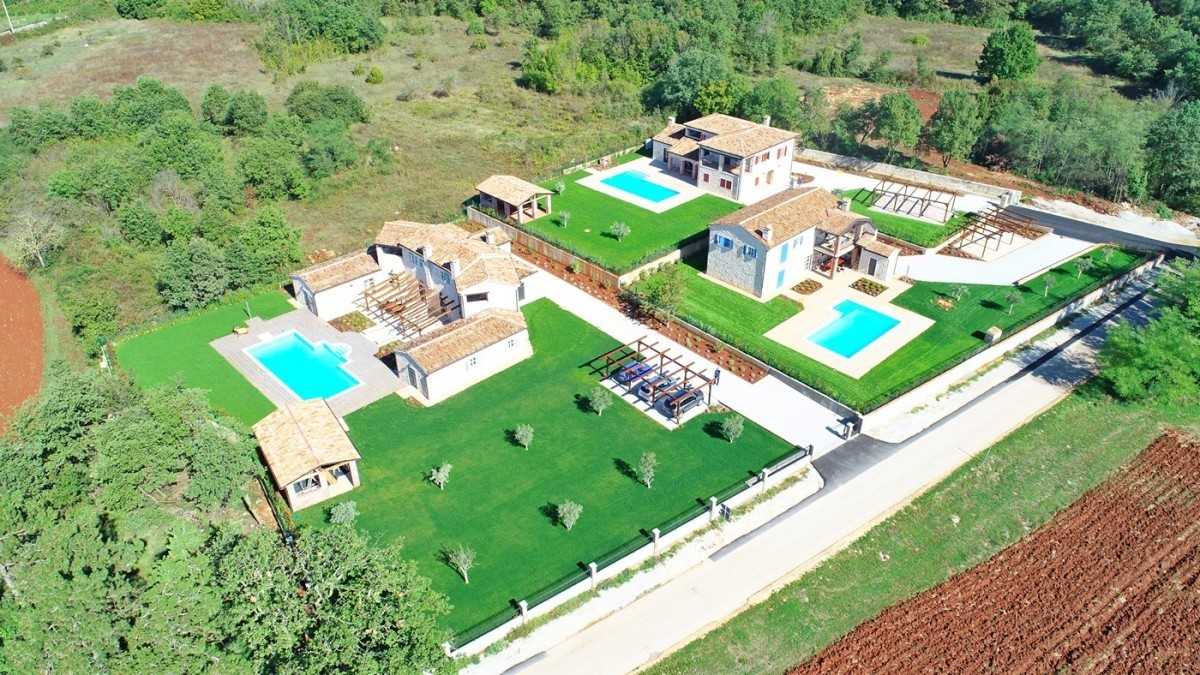 Villa in pietra d'Istria a Parenzo