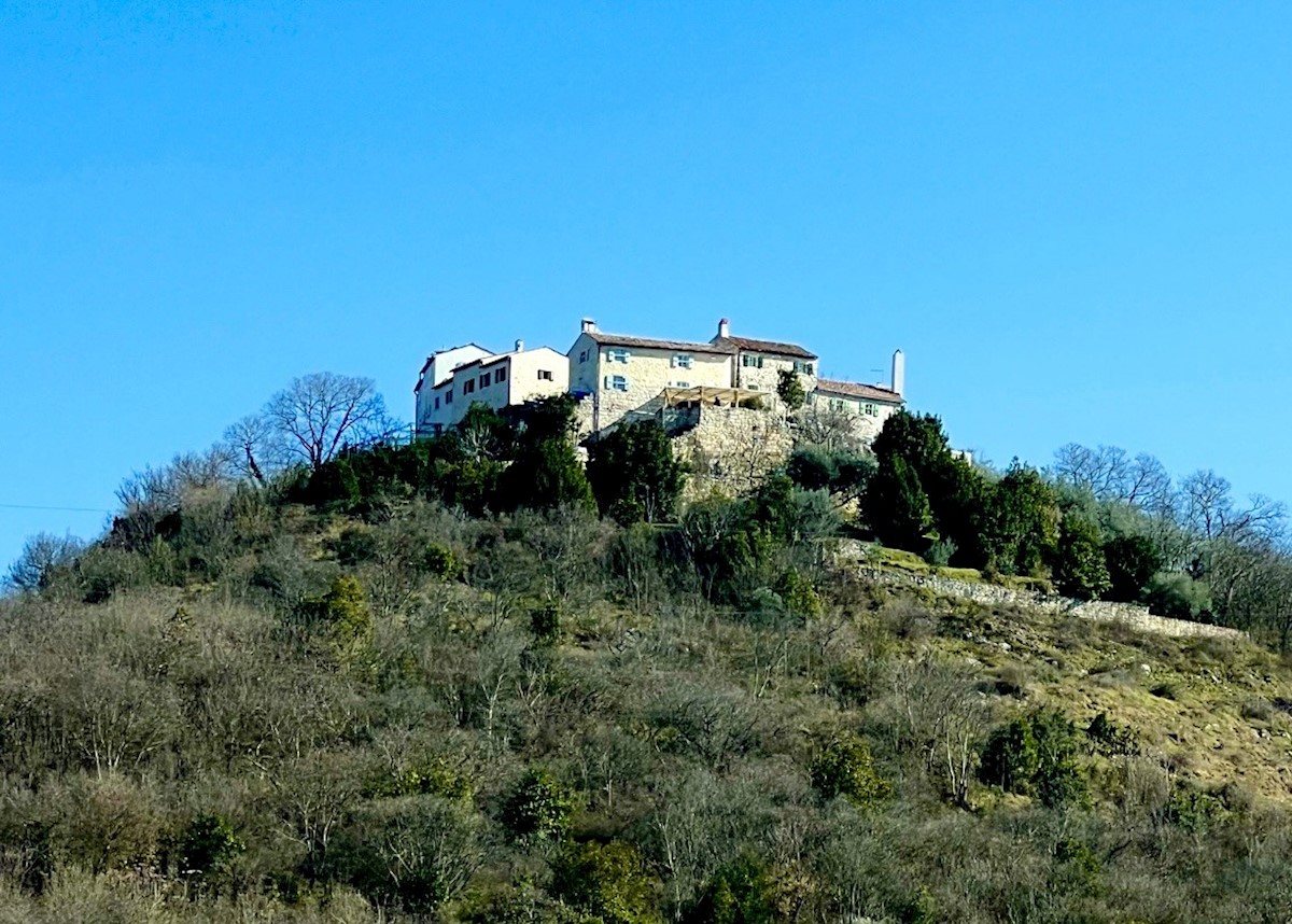 Stari Kaštel, proprietà esclusiva in vendita, Kaštel, Istria, Croazia